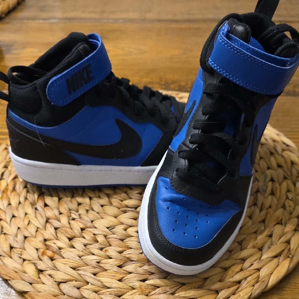 Nike Kids High-Top Sneakers - Black and Blue